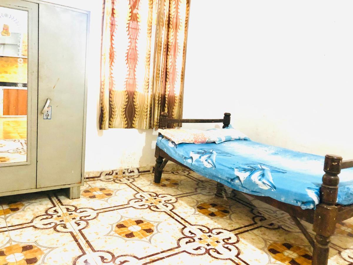 Blue Waves Guest House Calangute Exterior foto